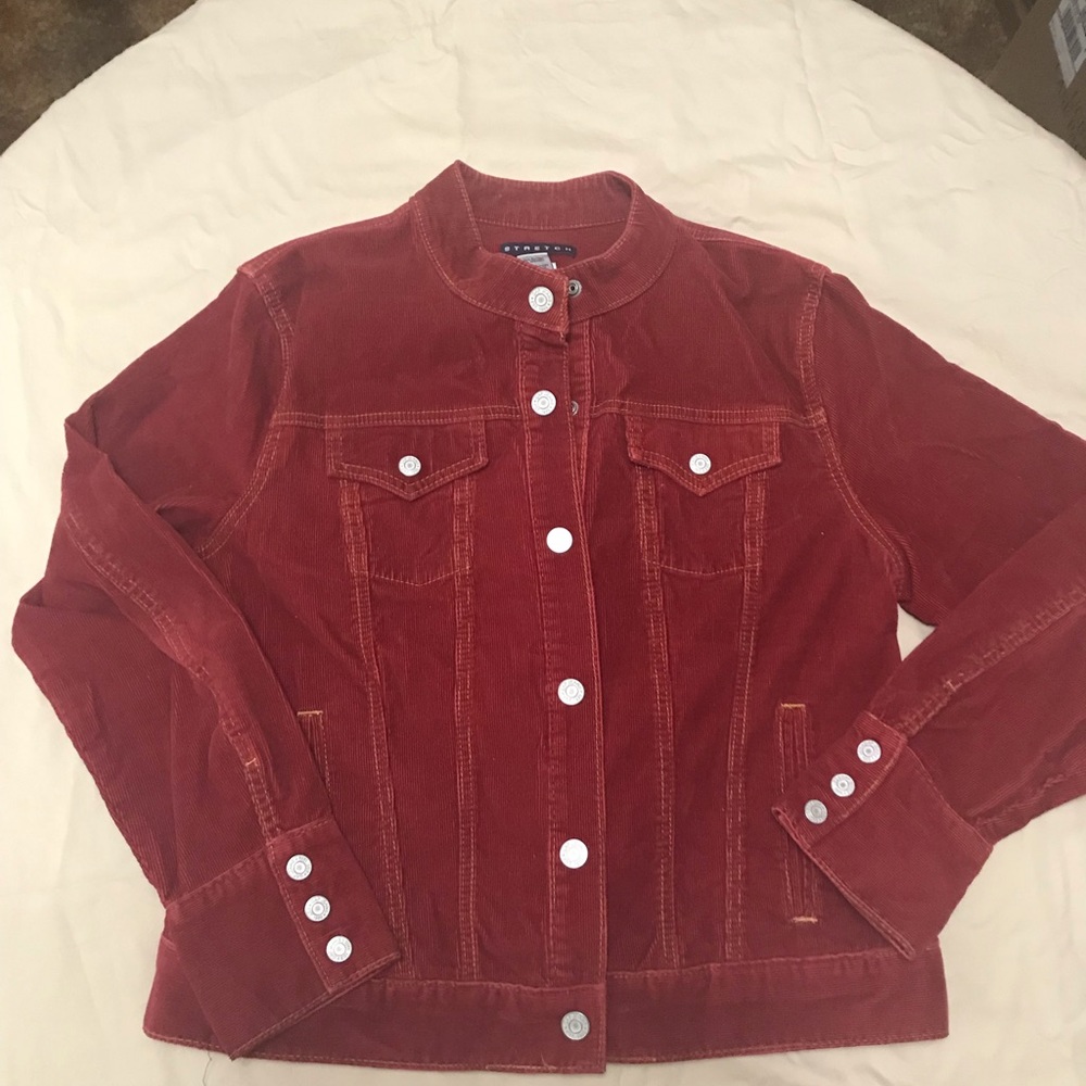 Gap XL red corduroy cropped jacket